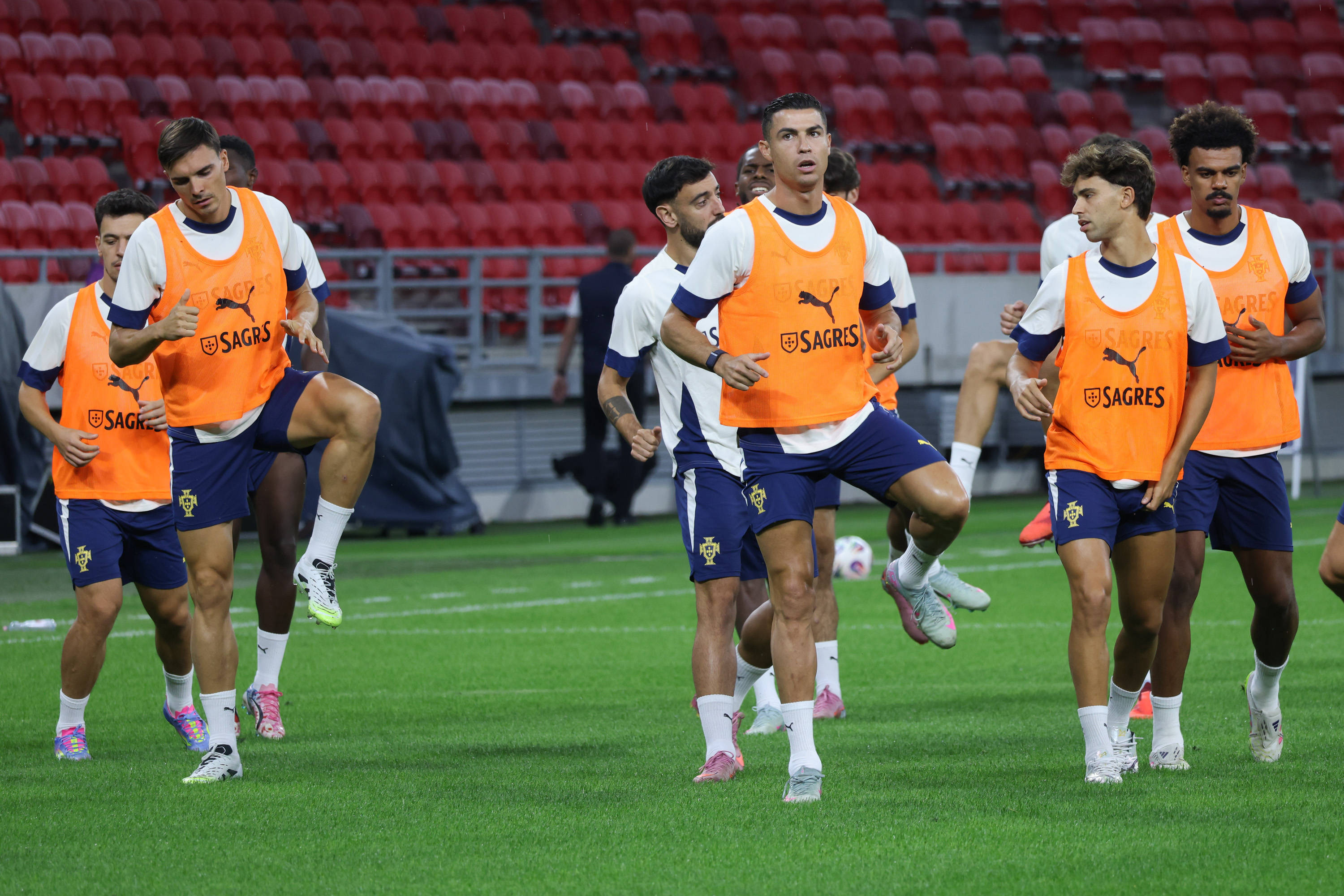 关于集结日葡超焦点战，葡萄牙体育防线松动，赛场秩序良好，数据趋势出现新变化的信息