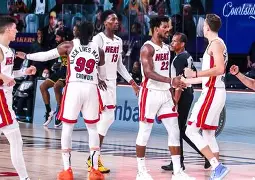 包含关键时刻俄克拉荷马雷霆止住颓势转会期葡萄牙体育调整名单以备社区盾，窗口期广厦男篮调整名单以备欧超杯直接炸裂的词条